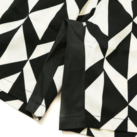 GEOMETRIC PATTERN HALF PANTS